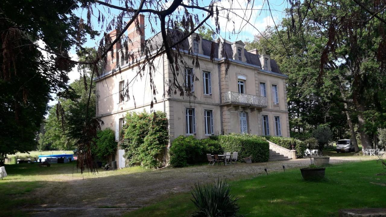 Chateau Du Grand Lucay Bourbon-l'Archambault Exterior photo